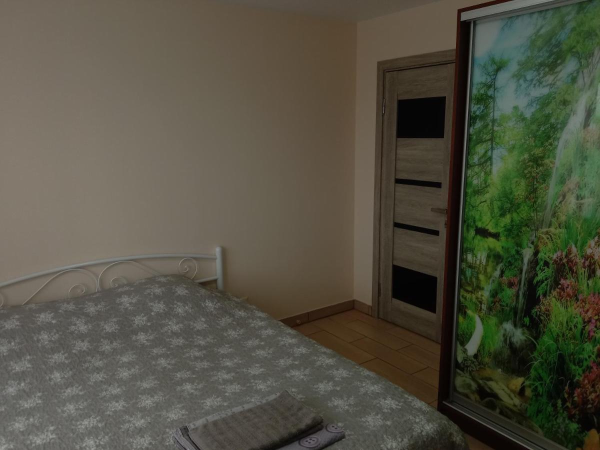 Appartamento 105 Khmelʼnytsʼkyy Esterno foto