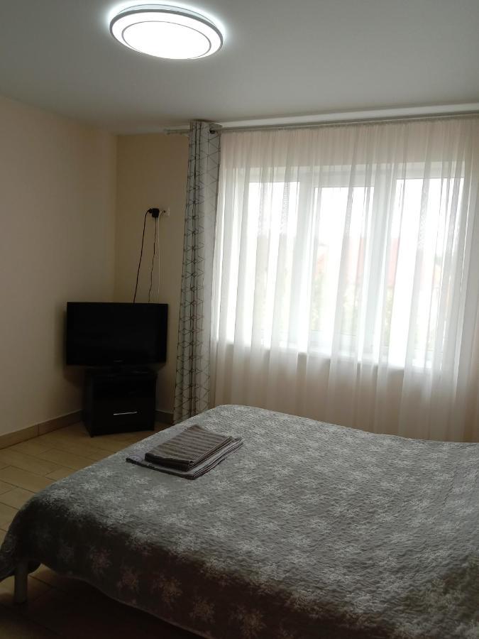 Appartamento 105 Khmelʼnytsʼkyy Esterno foto