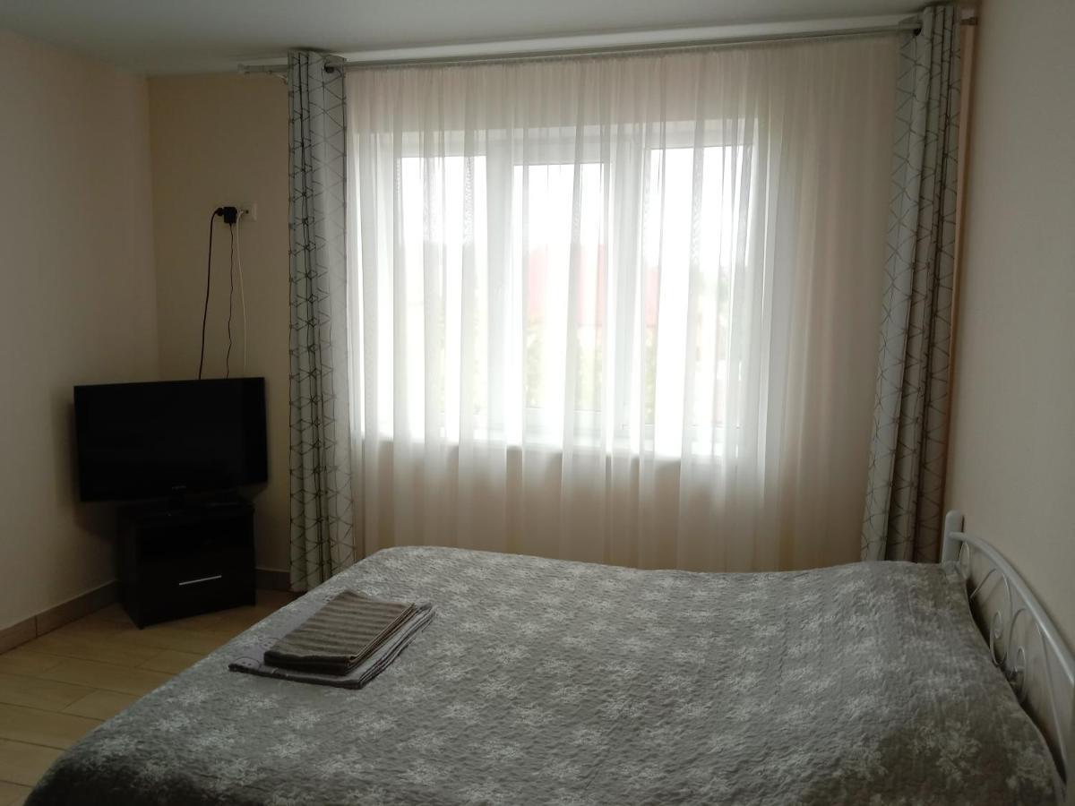 Appartamento 105 Khmelʼnytsʼkyy Esterno foto