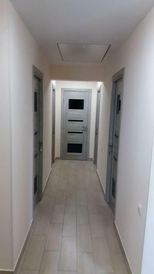 Appartamento 105 Khmelʼnytsʼkyy Esterno foto